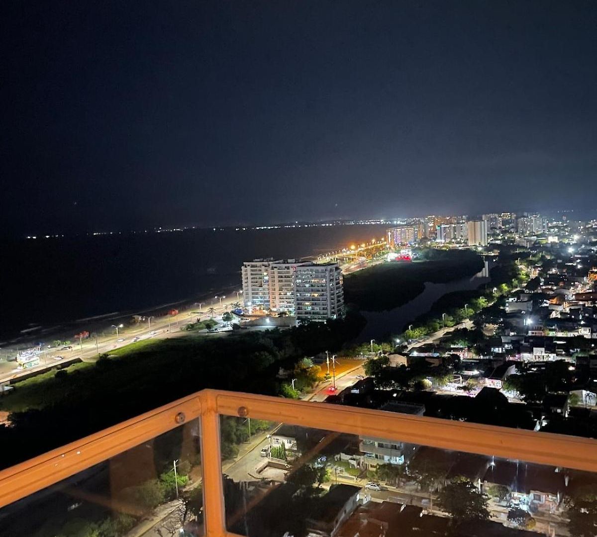 Vista Al Mar, Piscina, Cerca A Sitios Turísticos Y Aeropuerto *