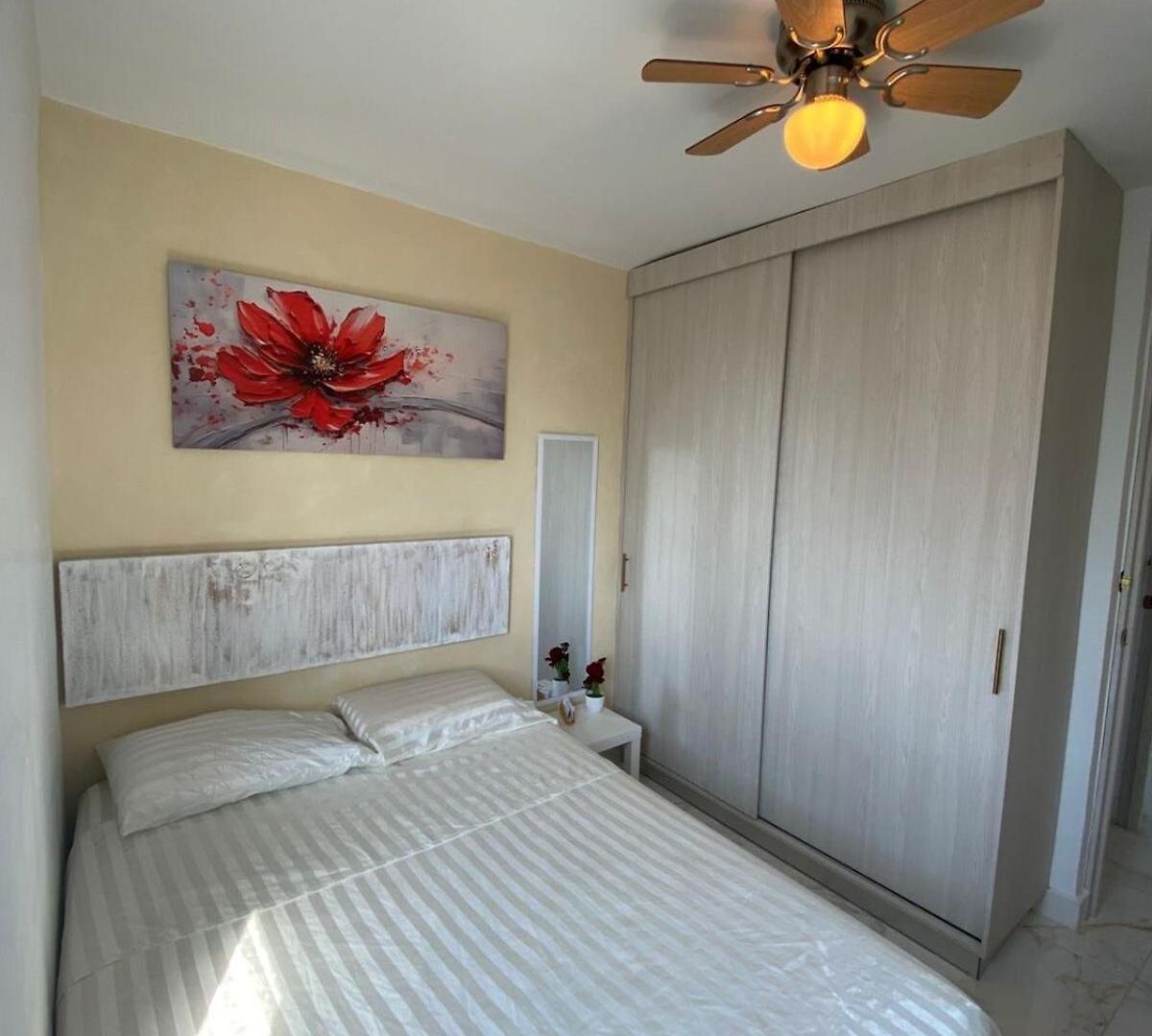 Apartamento Vista Al Mar, Piscina, Cerca A Sitios Turísticos Y Aeropuerto *