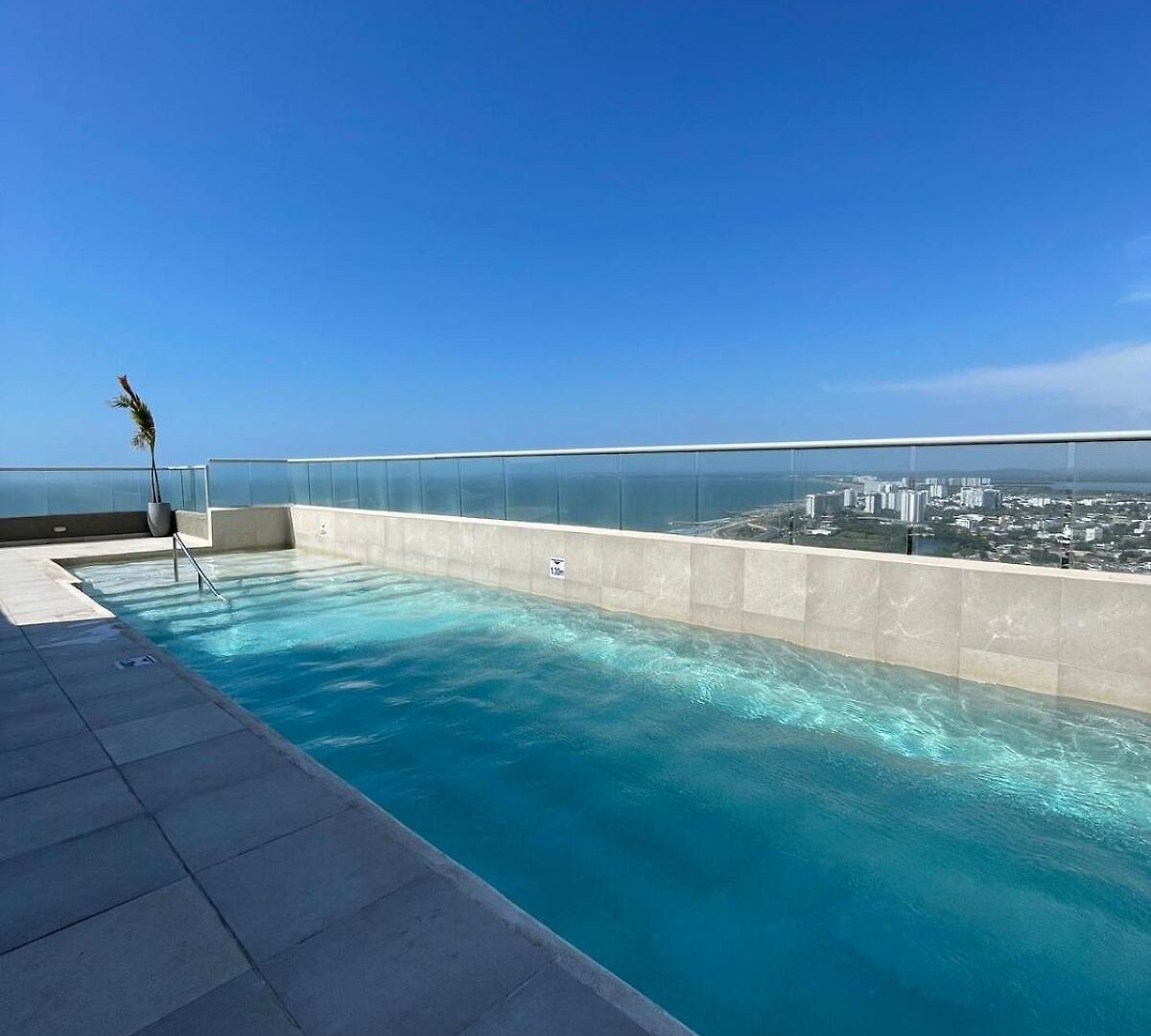 Vista Al Mar, Piscina, Cerca A Sitios Turísticos Y Aeropuerto *