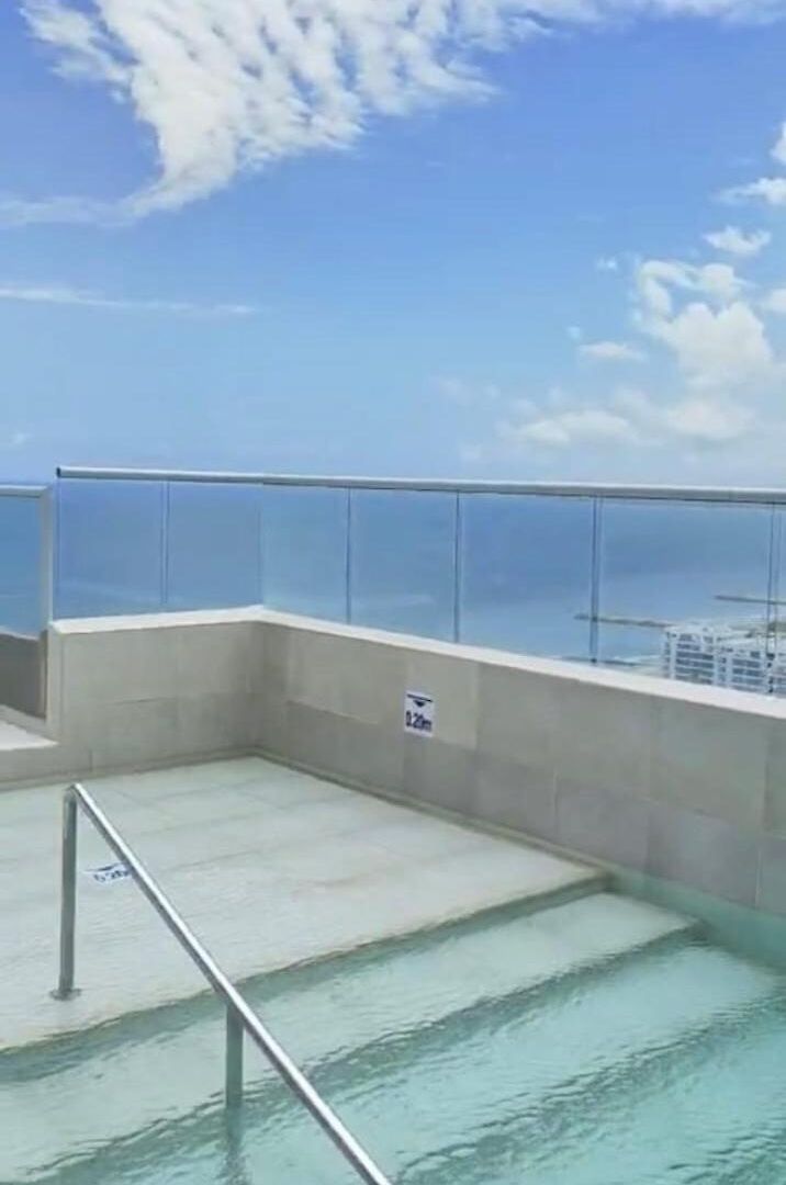 Apartamento Vista Al Mar, Piscina, Cerca A Sitios Turísticos Y Aeropuerto