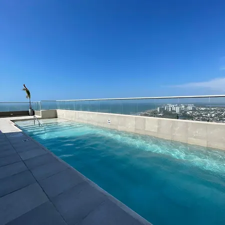 Vista Al Mar, Piscina, Cerca A Sitios Turísticos Y Aeropuerto *