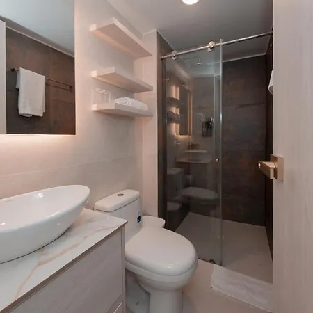 Apartamento Vista Al Mar, Piscina, Cerca A Sitios Turísticos Y Aeropuerto *
